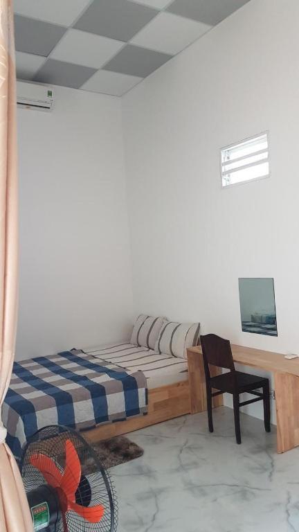 Hoa Lan Motel & Homestay Giong Tu Dien Esterno foto