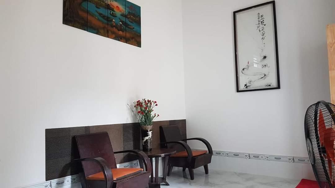 Hoa Lan Motel & Homestay Giong Tu Dien Esterno foto