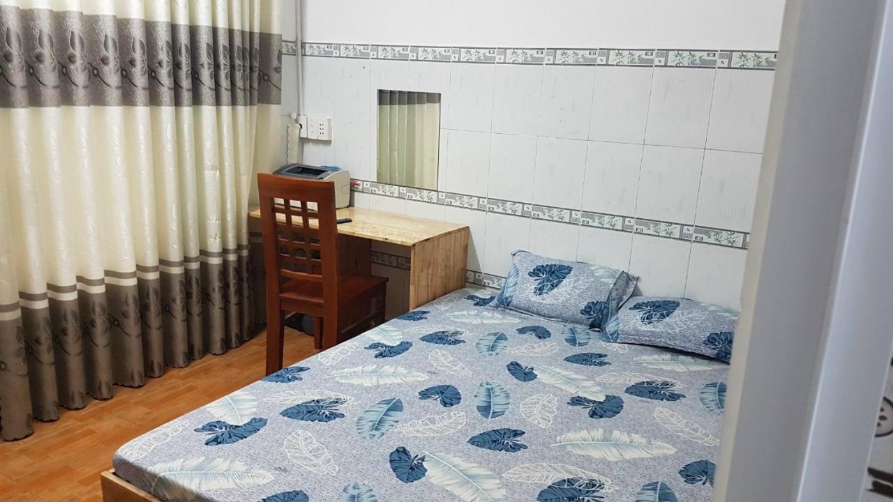 Hoa Lan Motel & Homestay Giong Tu Dien Esterno foto